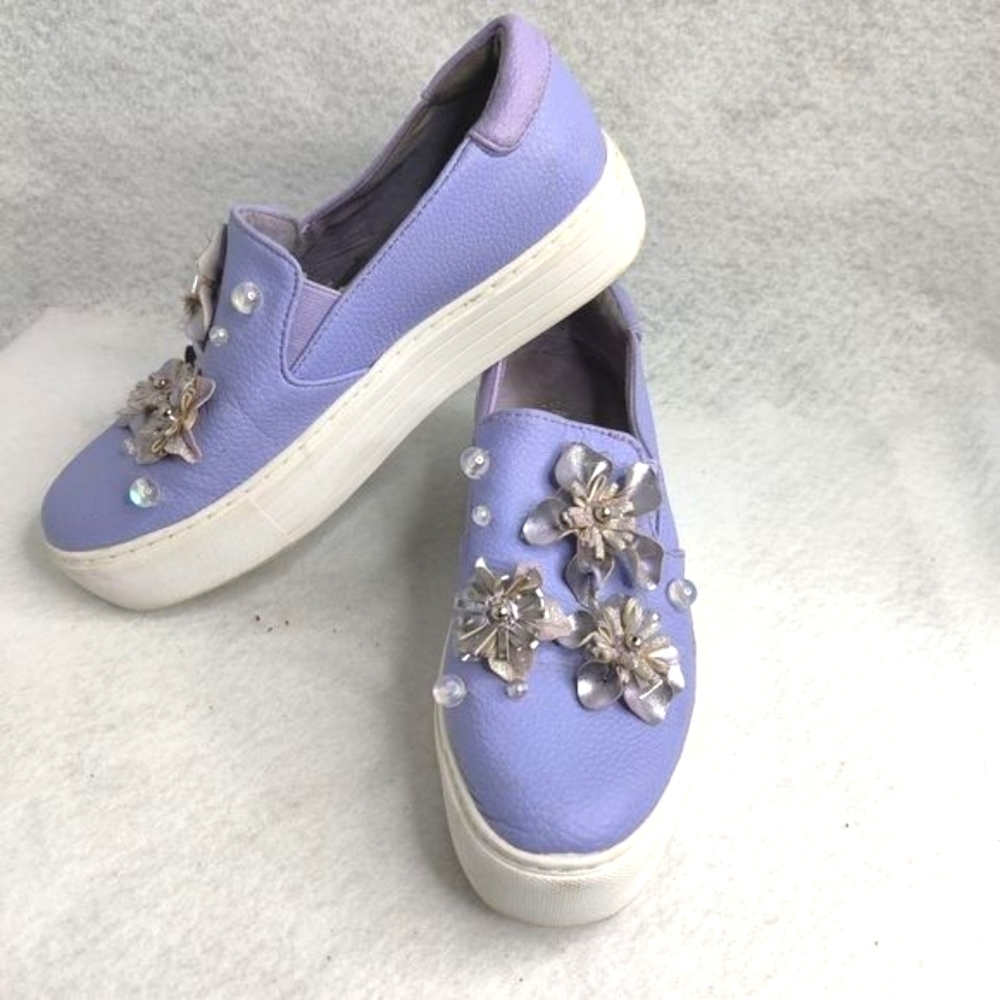 Platform Sneakers Purple Lavender Leather Slip Ons w/ 3D Silvery Flowers Sz 6.5